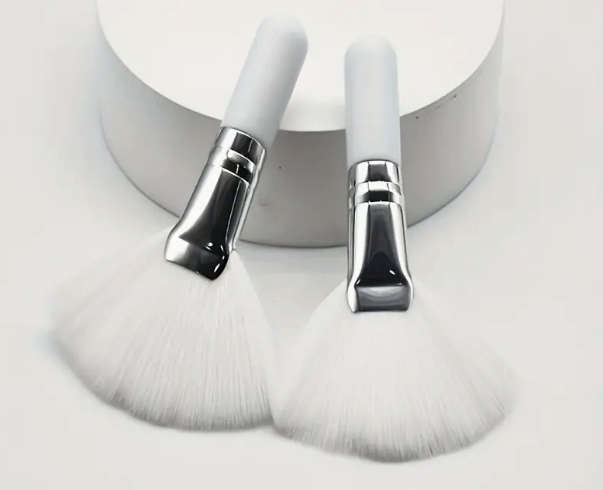 Short Foamy FLUFFY facial brush (NEW LIMITED)