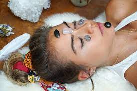 Crystal Healing facial Massage workshop - Beauty Comes True Academy